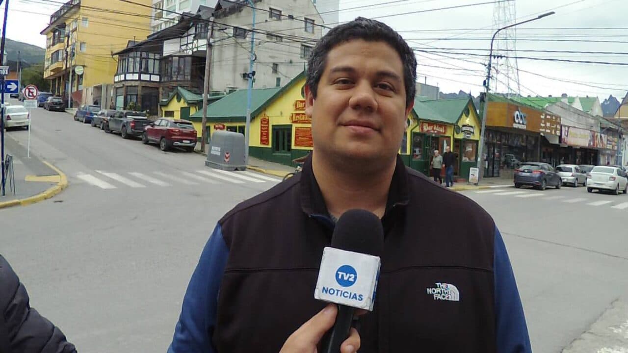 SE REALIZA UNA CARRERA URBANA DE KARTING EN TOLHUIN